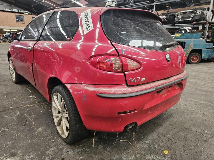 alfa romeo 147 2.0I HATCH AR32310 5SPD MAN FWD TS Aug 2004 Parts & Wrecking