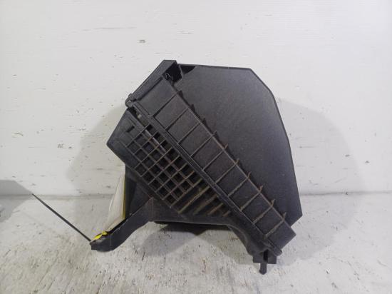 hyundai Tucson TL Apr 2019 AIR CLEANER/BOX 