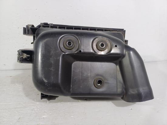 toyota Corolla SX Jun 2014 AIR CLEANER/BOX 