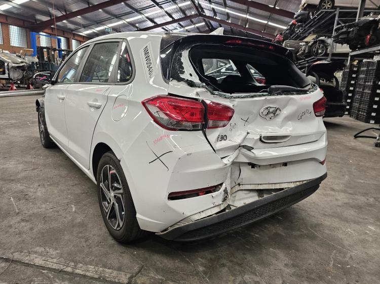 hyundai I30 PD 2.0L AUTO 6SPD FWD May 2021 Parts & Wrecking