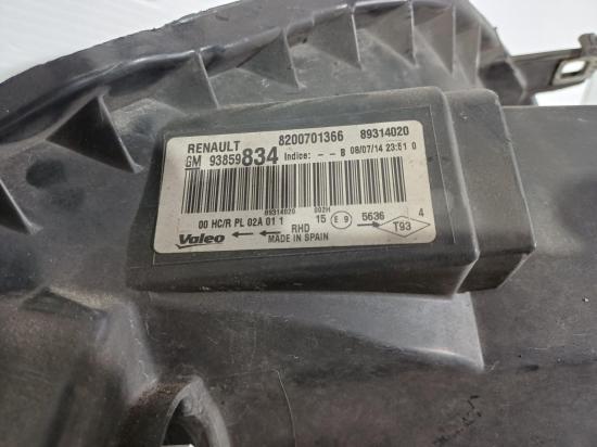 renault Trafic 2014 RIGHT HEADLAMP 