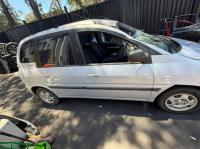 2001 Hyundai Lavita image 2