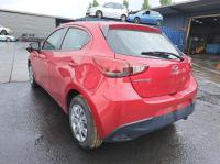 2016 Mazda 2 DJ image 2