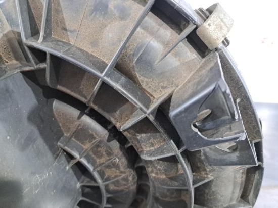 toyota Hilux 2012 AIR CLEANER/BOX 