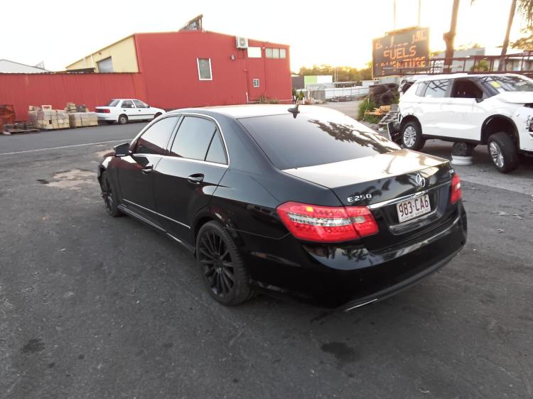 mercedes benz E Class AVANTGARDE Oct 2012 Parts & Wrecking