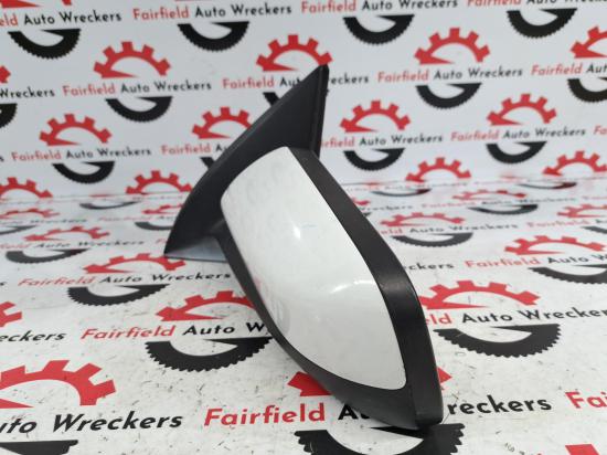 holden Crewman 2004 LEFT DOOR MIRROR 