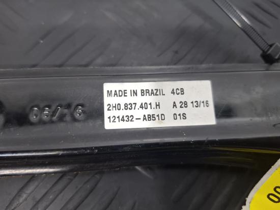 volkswagen Amarok 2H Sep 2016 LEFT FRONT WINDOW REG/MOTOR 