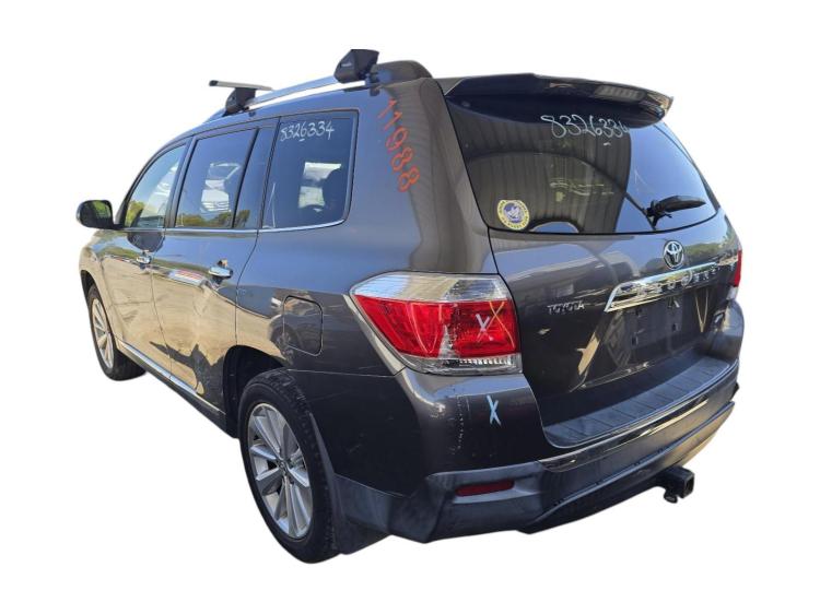 toyota Kluger GSU45R GRANDE Jan 2013 Parts & Wrecking