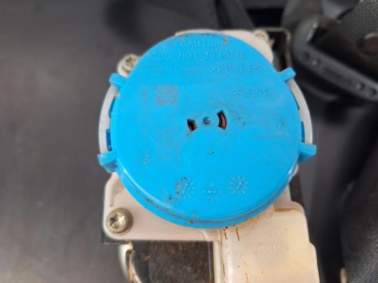 toyota Yaris 2011 SEAT BELT 