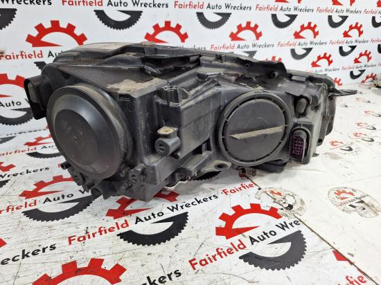 volkswagen Mar 2010 LEFT HEADLAMP 