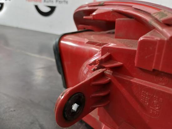 volkswagen Tiguan Feb 2013 RIGHT TAILLIGHT 