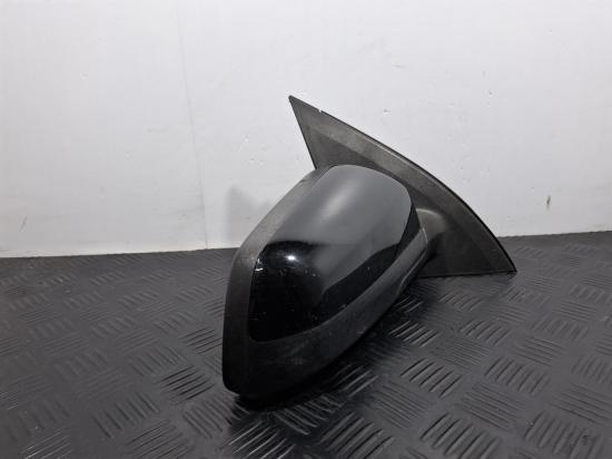 holden Commodore 2006 RIGHT DOOR MIRROR 