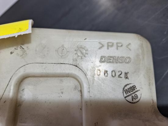 toyota Aurion Apr 2008 OVERFLOW BOTTLE 