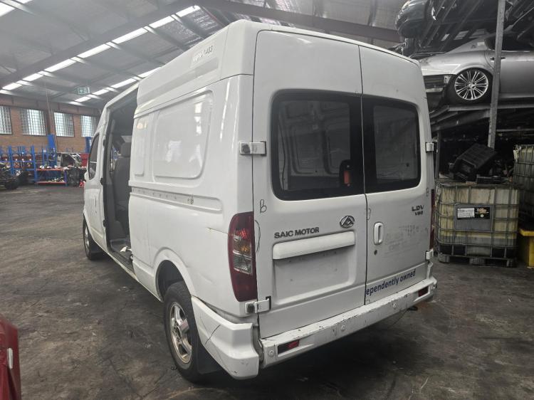 ldv V80 2.5DT AMT 6SPD FWD LWB MID ROOF Mar 2017 Parts & Wrecking