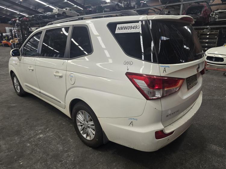 ssangyong Stavic 2.0DT D20DTR AUTO 5SPD RWD A100 Jan 2014 Parts & Wrecking