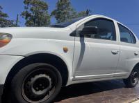 2000 Toyota Echo image 2