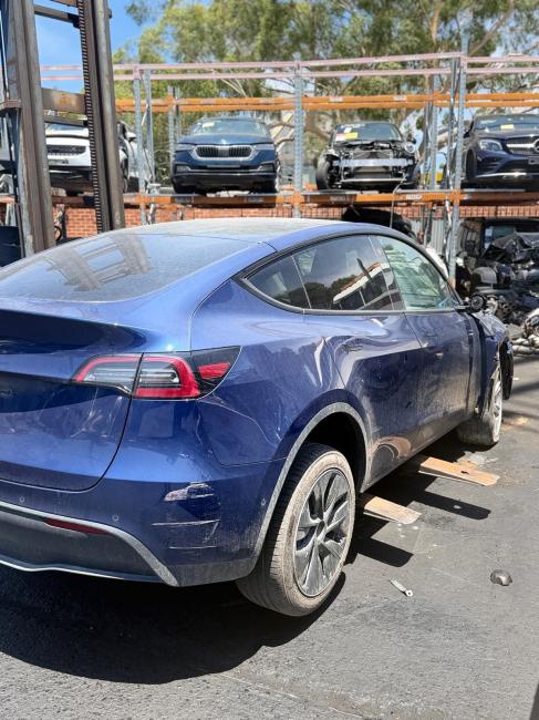 tesla Model Y 2023 Parts & Wrecking