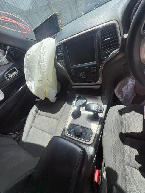 jeep Grand Cherokee 2014 Parts & Wrecking