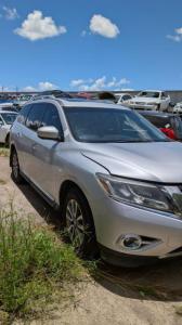 2014 Nissan Pathfinder image 2