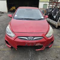 2014 Hyundai Accent image 2