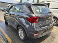 2023 Hyundai Venue QX image 2