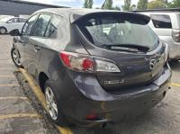 2013 Mazda 3 BL image 2