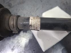 2018 Maserati Levante image 2