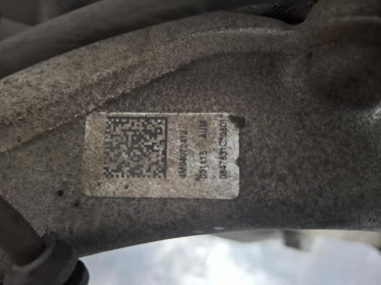 audi Q7 3.0 TDI QUATTRO Jan 2016 LEFT FRONT HUB ASSEMBLY 