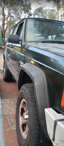 1995 Jeep Cherokee XJ image 2