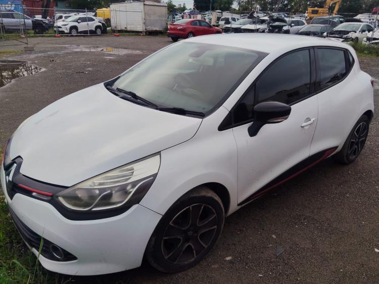 renault Clio 2014 Parts & Wrecking