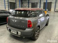 2016 Mini Countryman image 2