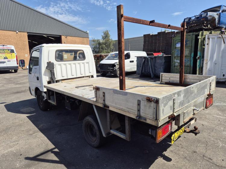 kia K2700 TU 2.7DT MAN 6 SPD RWD SOLID CAB TYPE May 2004 Parts & Wrecking