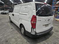 2016 Hyundai Iload 2.5DT D4CB AUTO 5SPD RWD TQ3-V image 2