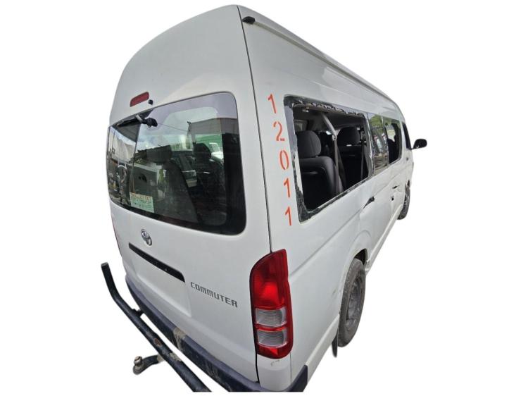 toyota Hiace TRH COMMUTER Jan 2013 Parts & Wrecking