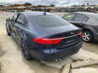 2018 Jaguar Xf image 2