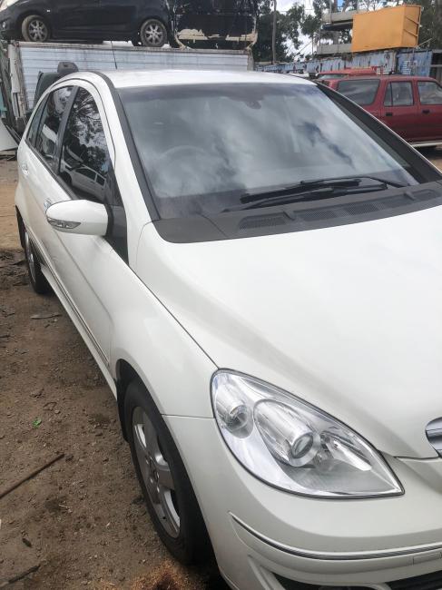 mercedes benz B180 2006 Parts & Wrecking