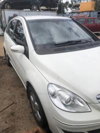 2006 Mercedes Benz B180 image 2