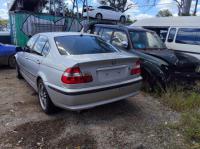 2004 Bmw 320i image 2