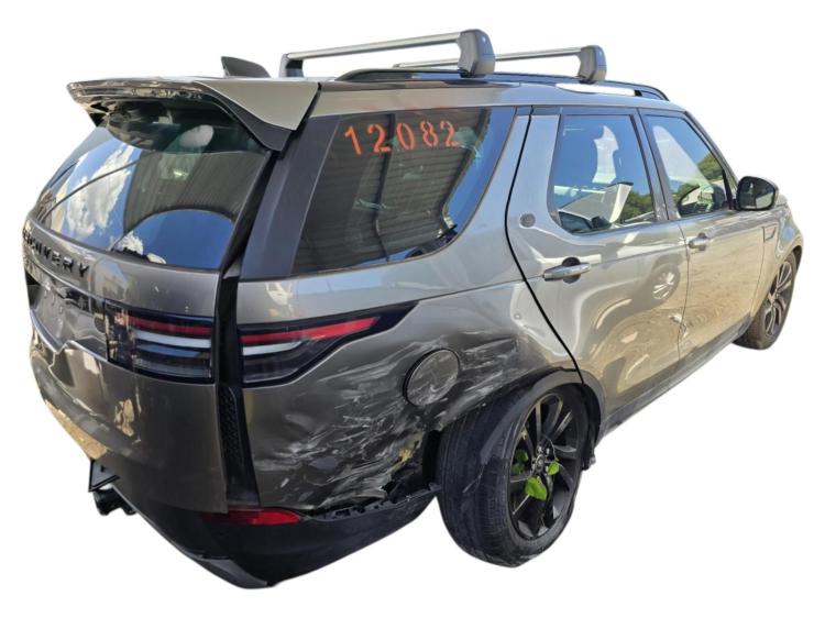 land rover Discovery L462 SD4 SE Jul 2017 Parts & Wrecking