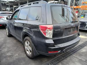 2012 Subaru Forester SH image 2