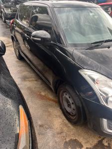 2016 Suzuki Swift image 2