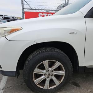 2013 Toyota Kluger GSU40R image 2
