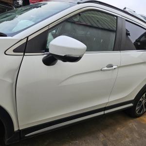 2018 Mitsubishi Eclipse Cross YA image 2