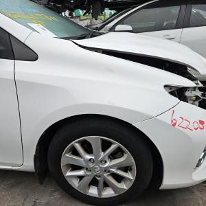 2014 Toyota Corolla ZRE182R image 2