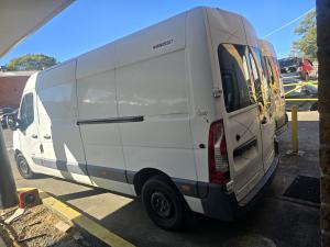 2013 Renault Master VAN 2.3DT MAN 6SPD FWD X62 LWB MID ROOF image 2