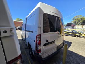 2018 Renault Master 2.3DT AUTO 6SPD FWD MWB MID ROOF image 2