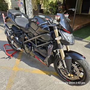 2012 Ducati Streetfighter 848S image 2