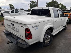 2011 Isuzu D Max RA image 2