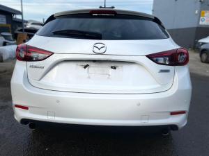 2018 Mazda 3 BN image 2