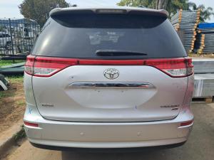 2014 Toyota Tarago ACR50R image 2